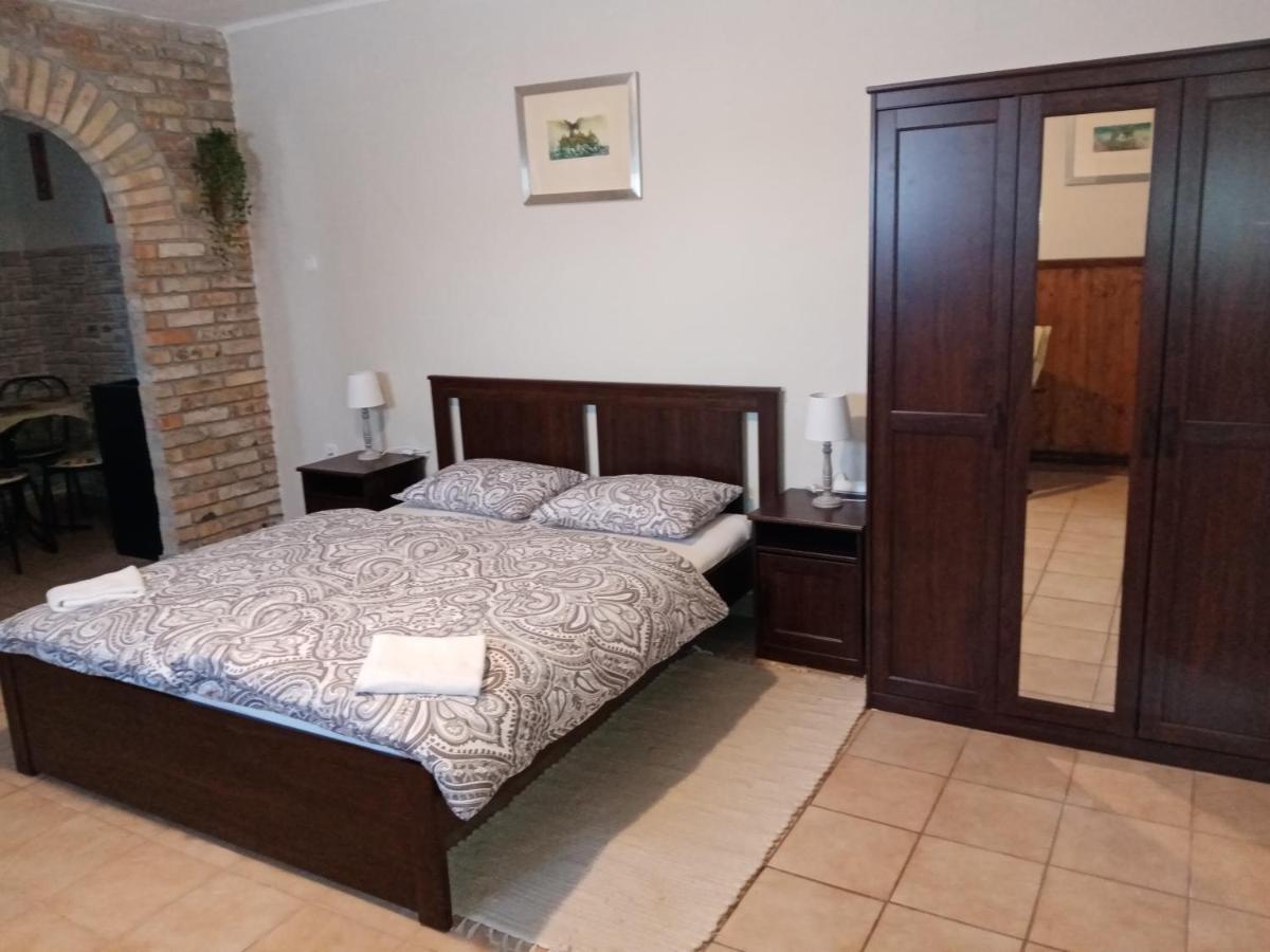 Véndektanya Vendégház Tapolca Exterior foto