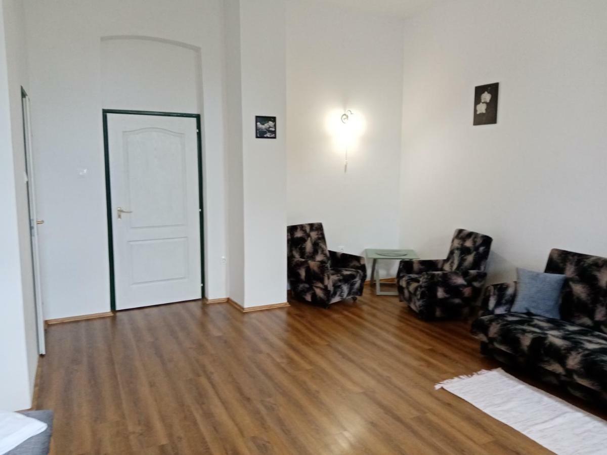 Véndektanya Vendégház Tapolca Exterior foto